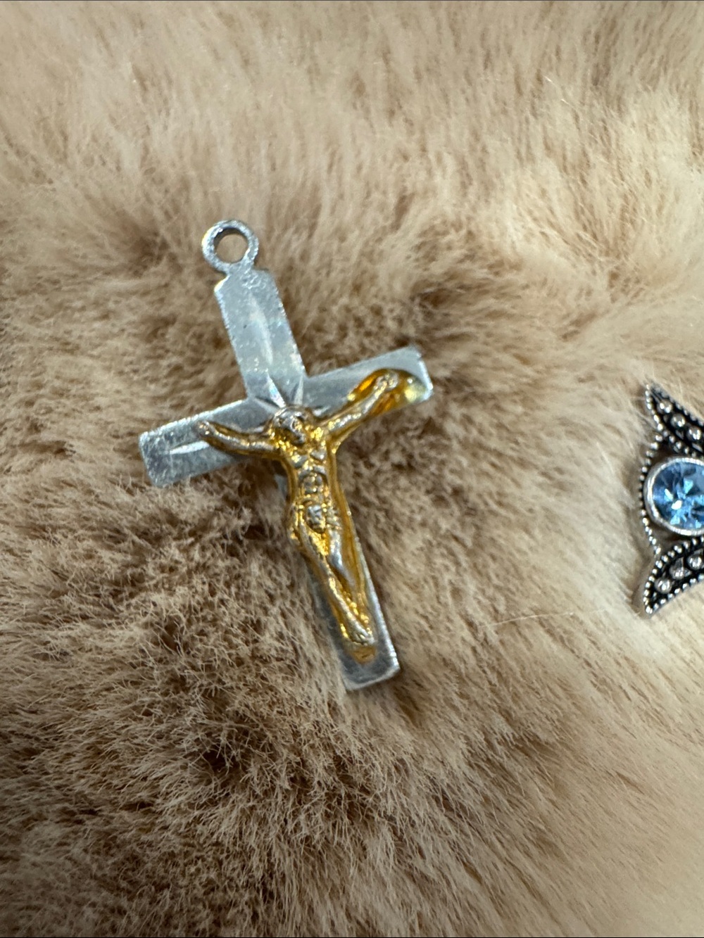 Crosses #30 - Picture 3 of 5